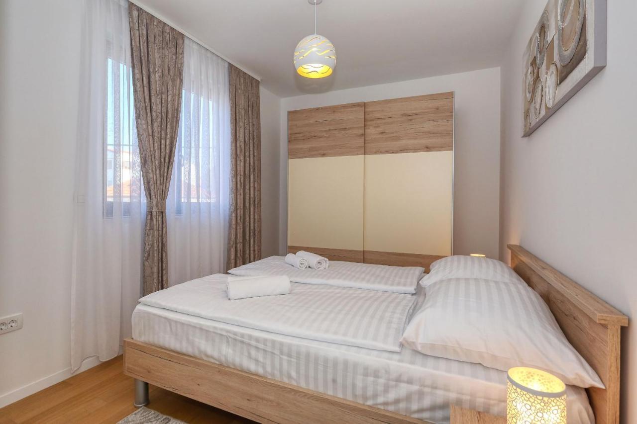 Apartments Perla With Free Parking Zadar Exterior foto